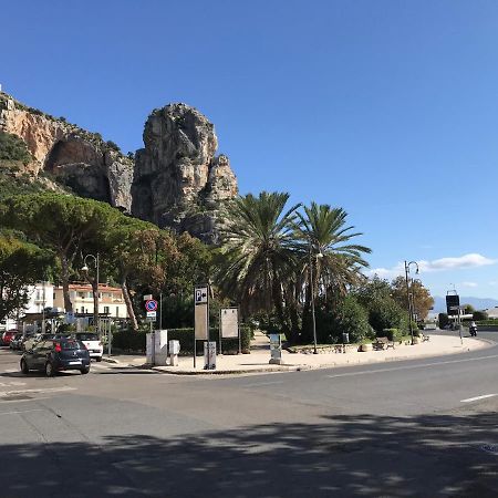 B E B Riviera Di Levante Террачина Екстер'єр фото