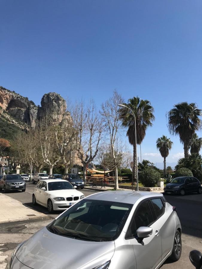B E B Riviera Di Levante Террачина Екстер'єр фото