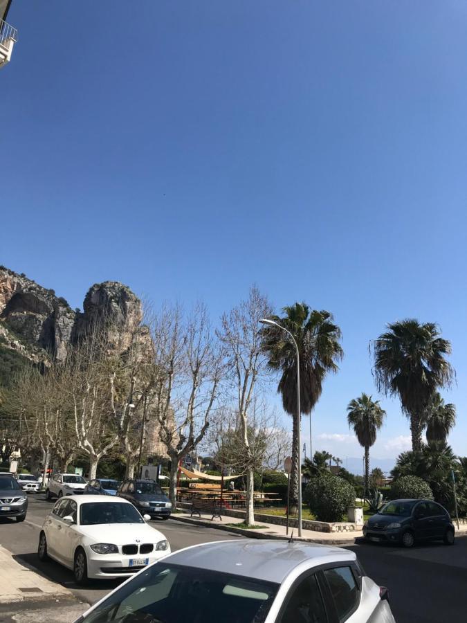 B E B Riviera Di Levante Террачина Екстер'єр фото